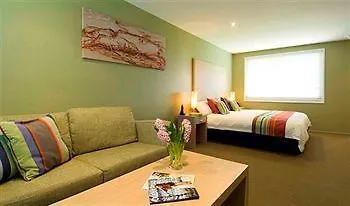 Friday On The Beach Hotel Byron Bay 4*,