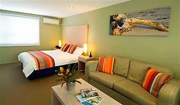 Friday On The Beach Hotel Byron Bay