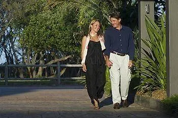 Hotel Friday On The Beach Byron Bay