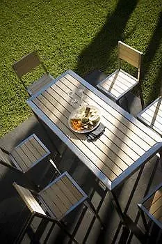 Hotel Friday On The Beach Byron Bay